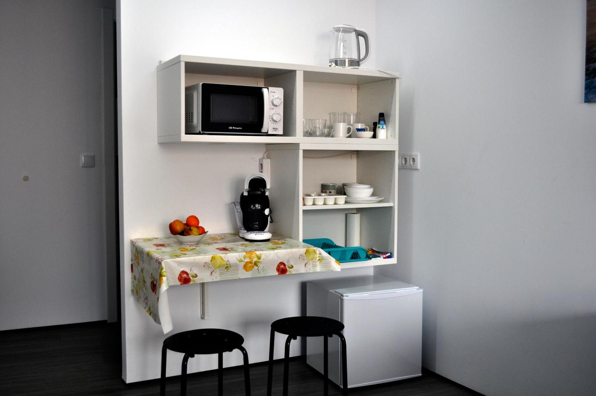Cozy Seaside Studio Apartment C - Faraway اجوا المظهر الخارجي الصورة